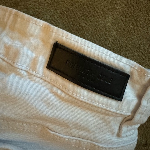 **LIKE NEW** Men’s Kenneth Cole Slim Fit Denim Jeans - Picture 5 of 6